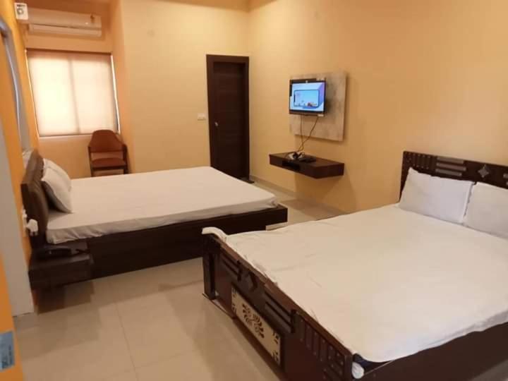 Hotel Diamond Vihar Rajgir Exterior photo